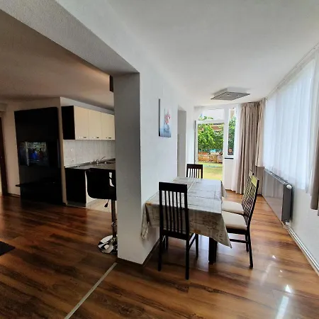 Gogo A3+1 * Novigrad (Istria)